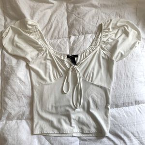 White crop top with puff sleeves